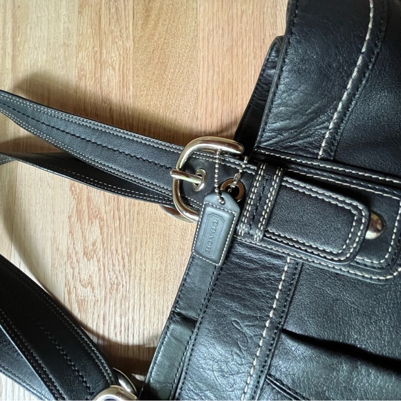 Authentic COACH Soho Large Black Pleated Tote / Shoulder Bag - Picture 10 of 13